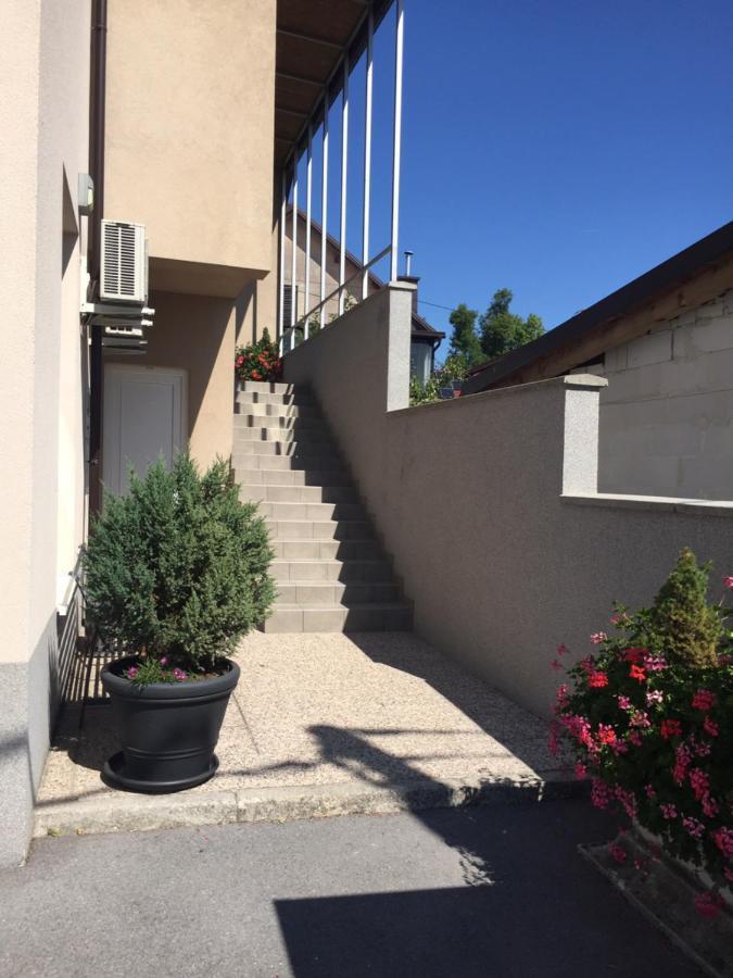 Rooms Klik Postojna Exterior photo