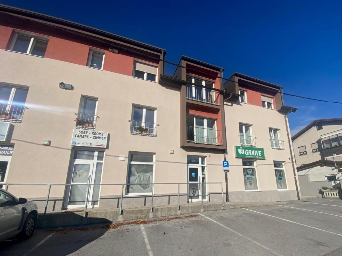 Rooms Klik Postojna Exterior photo